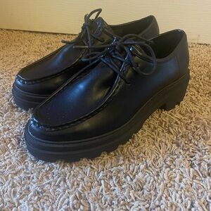 Black chunky shoes! ASOS size 8